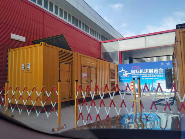 沅江发电车出租-发电机无电压或电压太低怎么办？